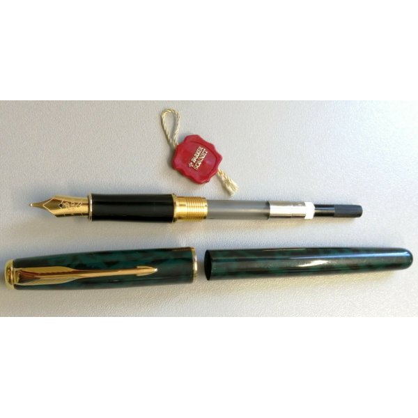 PARKER Sonnet PENNA STILOGRAFICA lacca cinese VERDE NERO ORO FOUNTAIN PEN  BOX