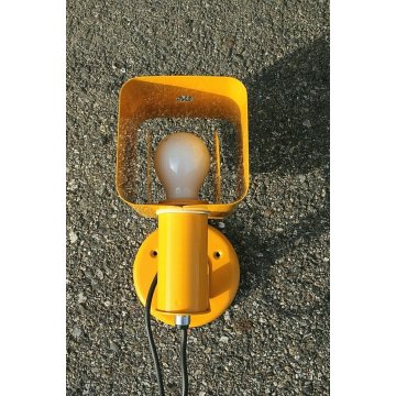 LOTTO N°9 SPOTLIGHT FARETTO PARETE METALLO GIALLO YELLOW  WALL LAMP APPLIQUE '70