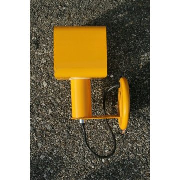 LOTTO N°9 SPOTLIGHT FARETTO PARETE METALLO GIALLO YELLOW  WALL LAMP APPLIQUE '70