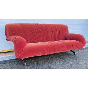 DIVANO DESIGN 2 POSTI ROSSI DI ALBIZZATE ANNI 80 STOFFA ROSSA SOFA VINTAGE SALA