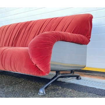 DIVANO DESIGN 2 POSTI ROSSI DI ALBIZZATE ANNI 80 STOFFA ROSSA SOFA VINTAGE SALA