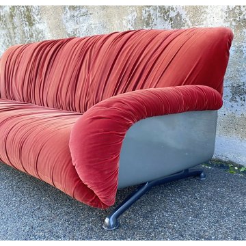 DIVANO DESIGN 3 POSTI ROSSI DI ALBIZZATE ANNI 80 STOFFA ROSSA SOFA VINTAGE SALA