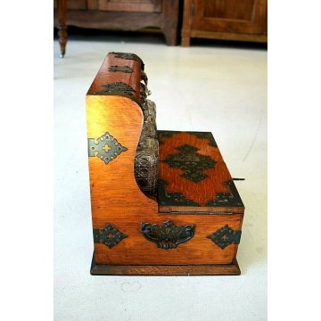 ANTICO MOBILETTO CASSETTA VIAGGIO PORTA LIQUORE ROVERE FERRO BATTUTO 3BOTT. '800