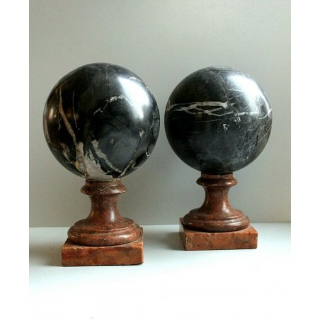  ANTICA COPPIA SCULTURA FERMALIBRO SFERA MARMO NERO DECORAZIONE BALAUSTRA SCALA 