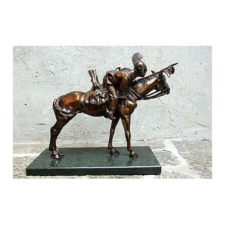 ANTICA SCULTURA BRONZO DORATO LANCERE CAVALLO VEDETTA CAVALLERIA BRONZE STATUE 