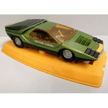 Rara POLITOYS S 592 Alfa Romeo BERTONE CARABO verde MODELLINO AUTO CORSA 1:25
