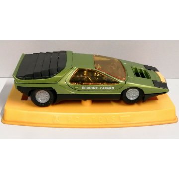 Rara POLITOYS S 592 Alfa Romeo BERTONE CARABO verde MODELLINO AUTO CORSA 1:25