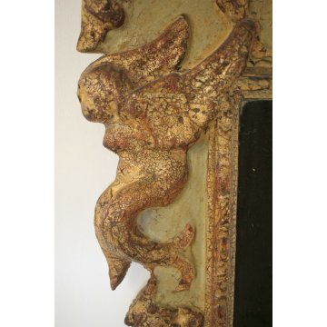 ANTICA PICCOLA SPECCHIERA VENEZIANA CORNICE PUTTI SAGOMATA LACCATA DORATA 