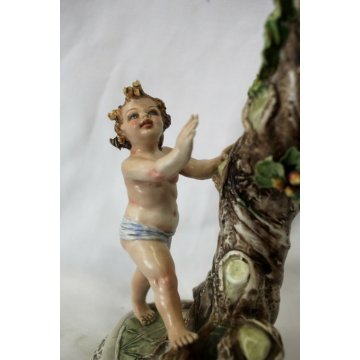 SCULTURA TUTTOTONDO PORCELLANA POLICROMA PUTTI MUSICANTI CAPODIMONTE '50 NAPOLI