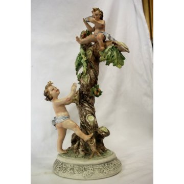 SCULTURA TUTTOTONDO PORCELLANA POLICROMA PUTTI MUSICANTI CAPODIMONTE '50 NAPOLI