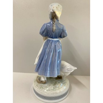 ROYAL COPENHAGEN "DONNA CON OCA" SCULTURA STATUINA IN PORCELLANA N. 527 VINTAGE