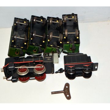 Marklin 0 TRENINO VINTAGE train LOCOMOTIVA 880 TENDER 4 VAGONI CARICA  MOLLA 900