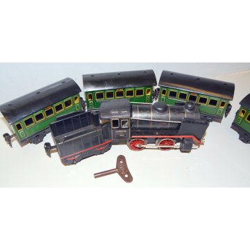 Marklin 0 TRENINO VINTAGE train LOCOMOTIVA 880 TENDER 4 VAGONI CARICA  MOLLA 900