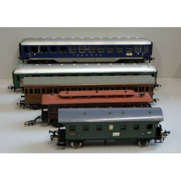 LOTTO 5 pz CARROZZA PASSEGGERI H0 locomotiva TRENO vagone FLEISCHMANN RIVAROSSI