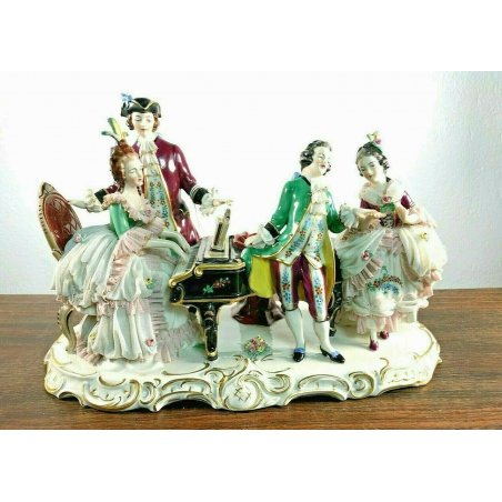 ANTICO CAPODIMONTE SCULTURA CERAMICA GRUPPO CONCERTO SCENA GALANTE MUSICA PIANO