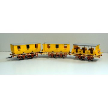 TRIX HO Der Adler 1835 Set Coaches Only  Rare VGC 3 p3zzi locomotore funzionante