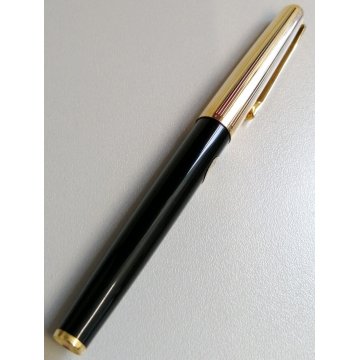 VINTAGE Pelikan 30 Penna Stilografica NERO ORO 1970 GOLDEN FOUNTAIN PEN nib EF