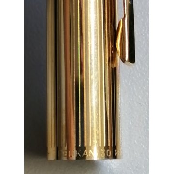 VINTAGE Pelikan 30 Penna Stilografica NERO ORO 1970 GOLDEN FOUNTAIN PEN nib EF