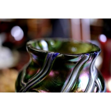 PICCOLO VASO Loez Boemia VETRO SOFFIATO IRIDESCENTE GLASS VASE 1890/1900 DESIGN