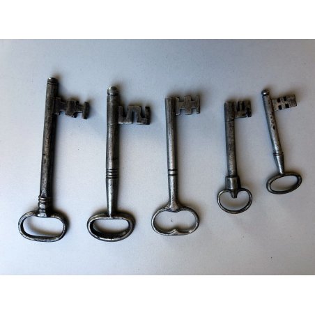 SET 5 CHIAVI ANTICHE ferro battuto 1800 MAPPA serratura FORZIERE Italy KEY PORTA