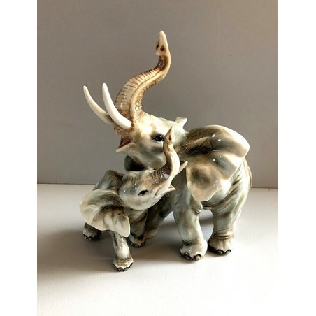 ANTICA SCULTURA STATUINA PORCELLANA Mollica Capodimonte ELEFANTE MATERENITA '900