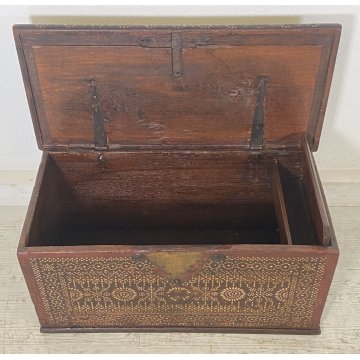 ANTICA PICCOLA CASSAPANCA LEGNO NOCE INTARSIO PREGIATO PANCA BAULE EPOCA 1800 