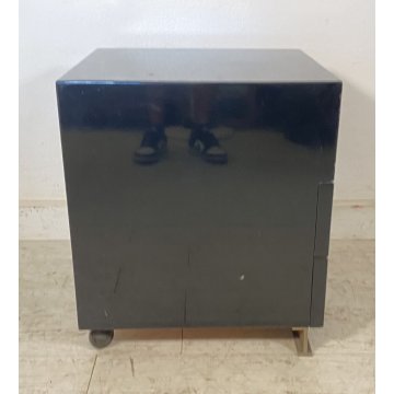 COMODINO MB16 LUIGI CACCIA DOMINIONI PER AZUCENA ANNI 70 DESIGN LENGO LACCATO 