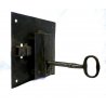 GRANDE RARA ANTICA SERRATURA ferro battuto con CHIAVE '700 DOOR LOCK IRON KEY   