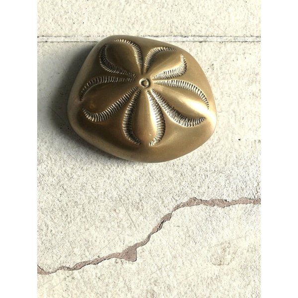 Scultura In Ottone Vintage Rana Zen Seduta, Portaincenso Per Riflusso, Decorazione Da Scrivania