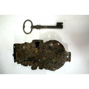 ANTICA SERRATURA ferro battuto CHIAVE 600 FUNZIONANTE SMALL DOOR LOCK IRON KEY  