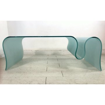 TAVOLINO BASSO CAFFE' VETRO TEMPRATO CURVATO "WAVE"  PORTARIVISTE 60x100x40 ca.