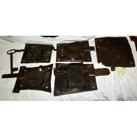 ANTICA LOTTO 5 PEZZI SERRATURA ferro battuto 500 SMALL DOOR LOCK IRON KEY OLD 