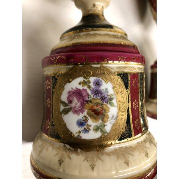 ANTICA COPPIA VASO PORCELLANA COPERCHIO MANICI CHIMERA ORO MEDAGLIONI ISTORIATI