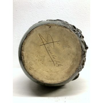 ANTICO VASO CERAMICA SMALTATA FIRMATO DECORO BASSORILIEVO EDERA ART DECO '900