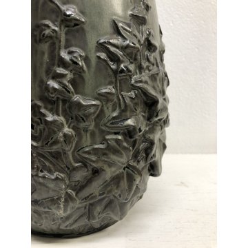 ANTICO VASO CERAMICA SMALTATA FIRMATO DECORO BASSORILIEVO EDERA ART DECO '900