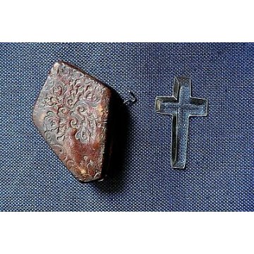 RELIQUIA 1700 CROCIFISSO CRISTALLO MOLATO BOLLA AUTENTICA CUSTODIA CUOIO LEGNO 