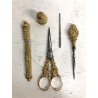 ANTICO SET STRUMENTI CUCITO VITTORIANO ORO 18k CUSTODIA LEGNO LACCATO  '800