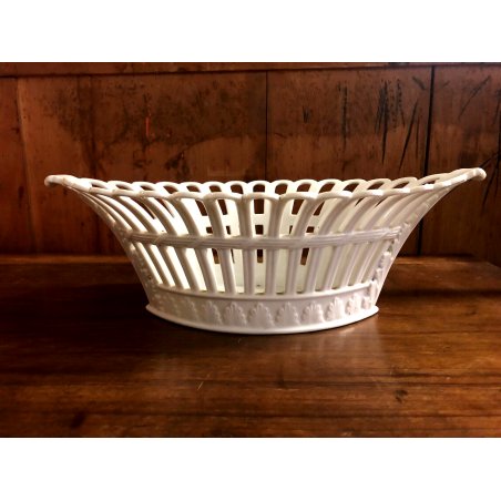ANTICO CESTINO CENTROTAVOLA PORCELLANA BIANCA DECORO INTRECCIO TRAFORATO VINTAGE