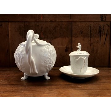 SET TEIERA TAZZINA COPERCHIO PIATTINO PORCELLANA BIANCA GINORI CAPODIMONTE XXsec