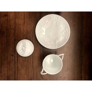 SET TEIERA TAZZINA COPERCHIO PIATTINO PORCELLANA BIANCA GINORI CAPODIMONTE XXsec