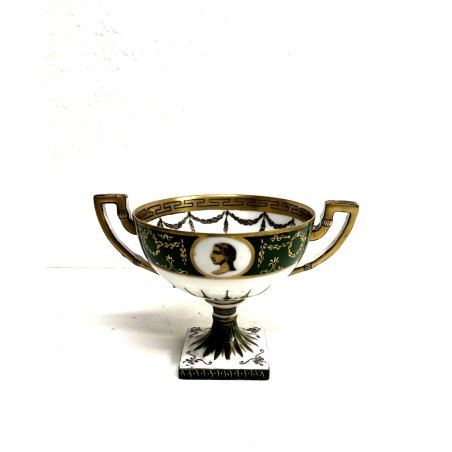 ANTICA TAZZA TEA Limoges AF FRANCE COPPA PIEDESTALLO ORO VERDE STILE IMPERO 1918