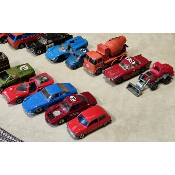 LOTTO 19 pz MACCHININE COLLEZIONE Politoys Mebetoys Mercury Dinky Toys VINTAGE