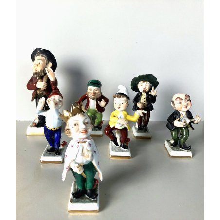 LOTTO 7 pz RARI GNOMI PORTAFORTUNA PORCELLANA CAPODIMONTE DIPINTI A MANO  '900