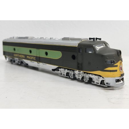 RIVAROSSI Locomotiva Diesel NORTHERN PACIFIC scala H0 TRENINO Vintage LOCOMOTORE