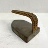 RARISSIMO PICCOLO FERRO DA STIRO ANTICO anni 30/40 metallo manico rattan epoca