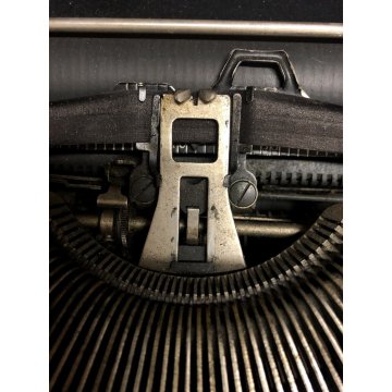 ANTICA MACCHINA DA SCRIVERE PORTATILE Remington Portable LONDON 1920 VINTAGE