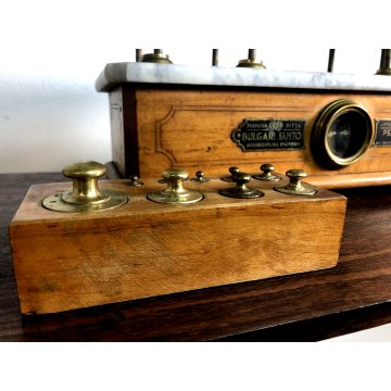 ANTICA BILANCIA Bulgari Santo 2 PIATTI PESA 5 kg OTTONE LEGNO MARMO Italia 1881