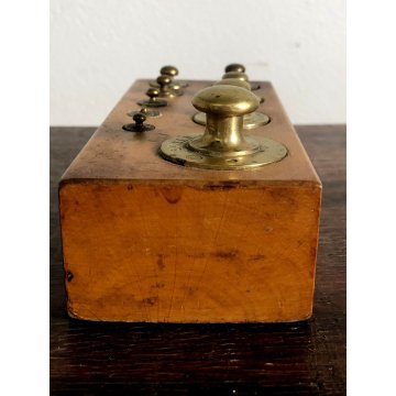 ANTICA BILANCIA Bulgari Santo 2 PIATTI PESA 5 kg OTTONE LEGNO MARMO Italia 1881