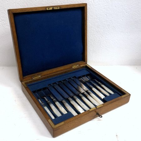 SERVIZIO POSATE DOLCE 12 pz. INGLESE VITTORIANO Sheffield Manico Madreperla BOX