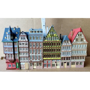 Faller B-914 Römerberg-Ostzeile SET CASE MODELLINO Diorama Ferroviario SCALA H0